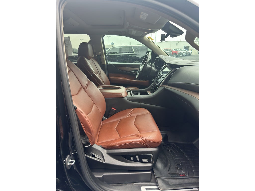 2020 Cadillac Escalade ESV Premium Luxury
