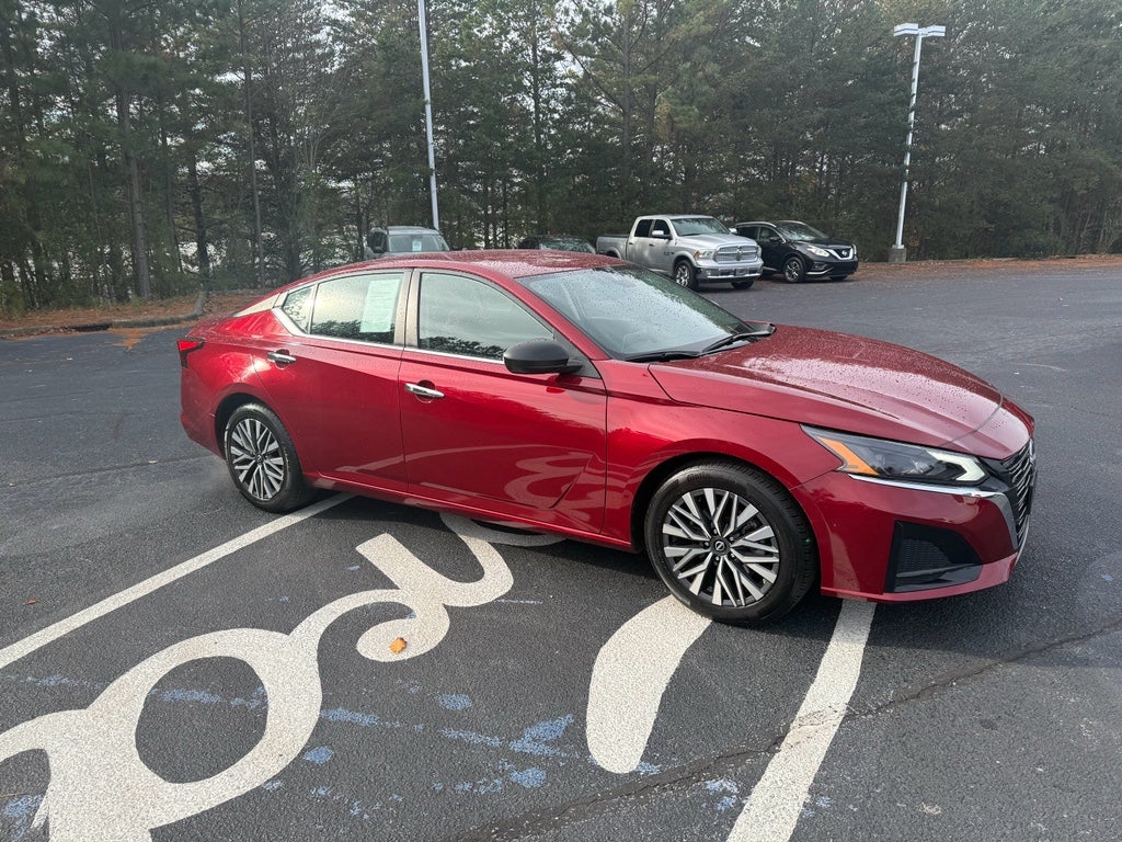 2024 Nissan Altima 2.5 SV