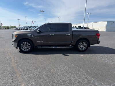 2017 Nissan Titan SL