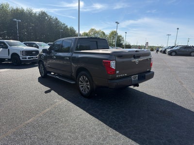 2017 Nissan Titan SL