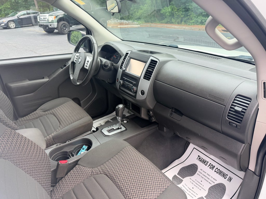2021 Nissan Frontier SV