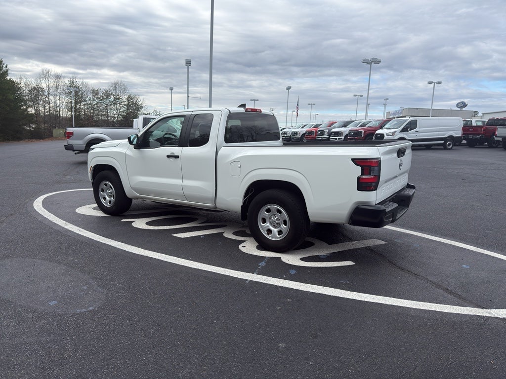 2024 Nissan Frontier S