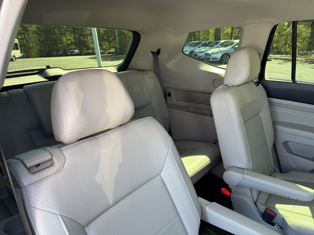 2021 Volkswagen Atlas 3.6L V6 SEL R-Line