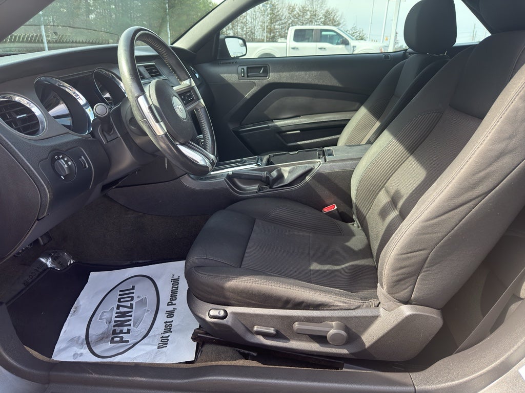 2014 Ford Mustang V6