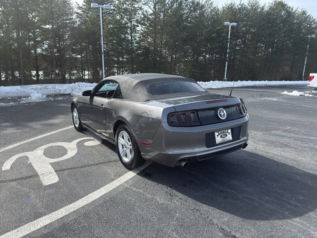 2014 Ford Mustang V6