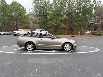2005 Ford Mustang GT Premium