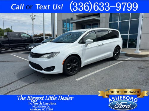 2020 Chrysler Pacifica Touring L
