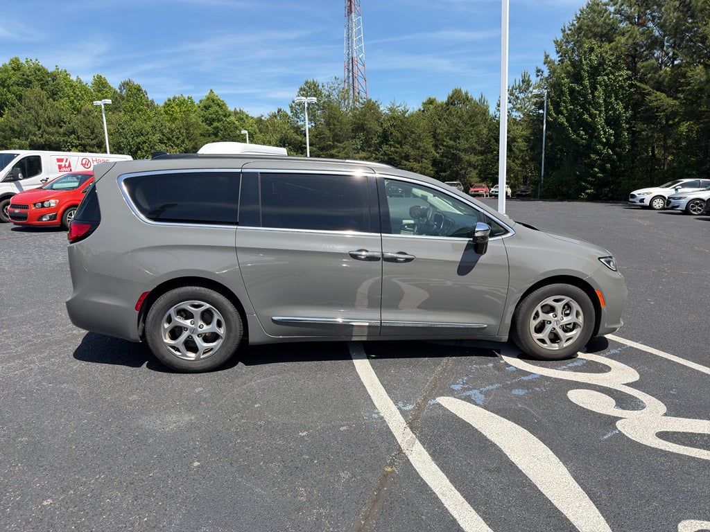 2023 Chrysler Pacifica Limited