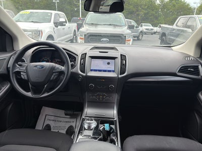 2020 Ford Edge SE