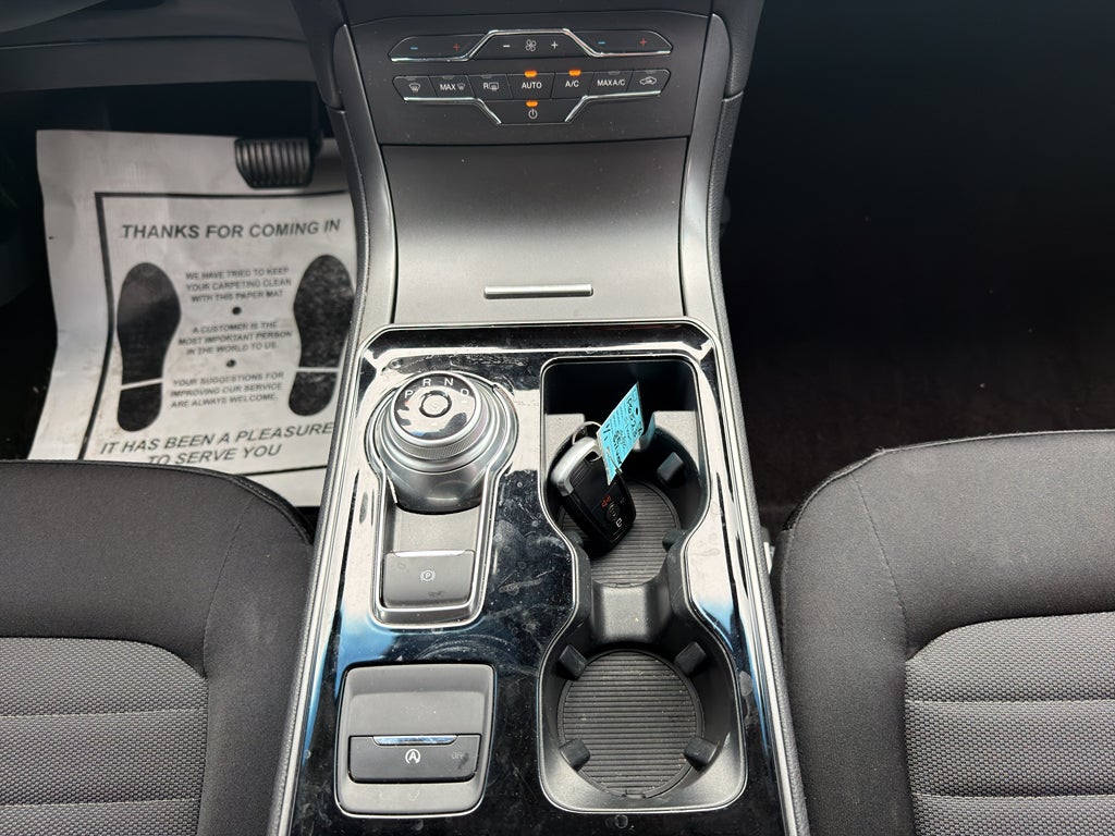 2020 Ford Edge SE
