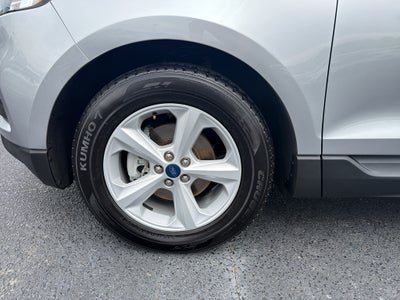 2020 Ford Edge SE