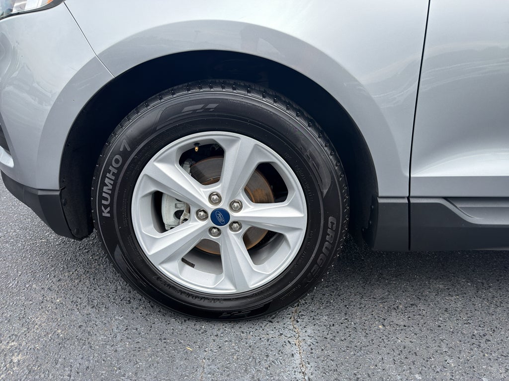 2020 Ford Edge SE