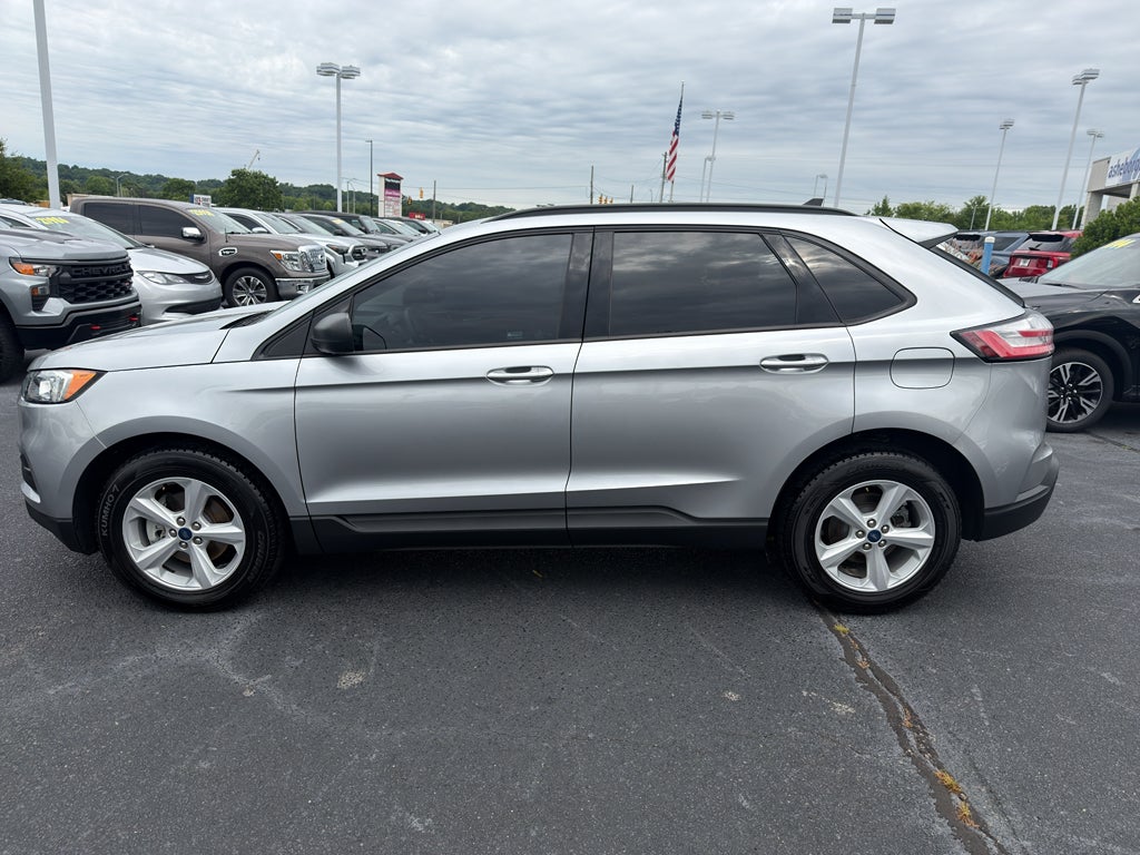 2020 Ford Edge SE