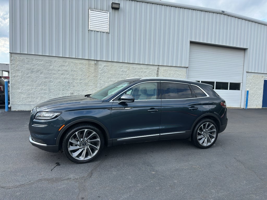 2022 Lincoln Nautilus Reserve