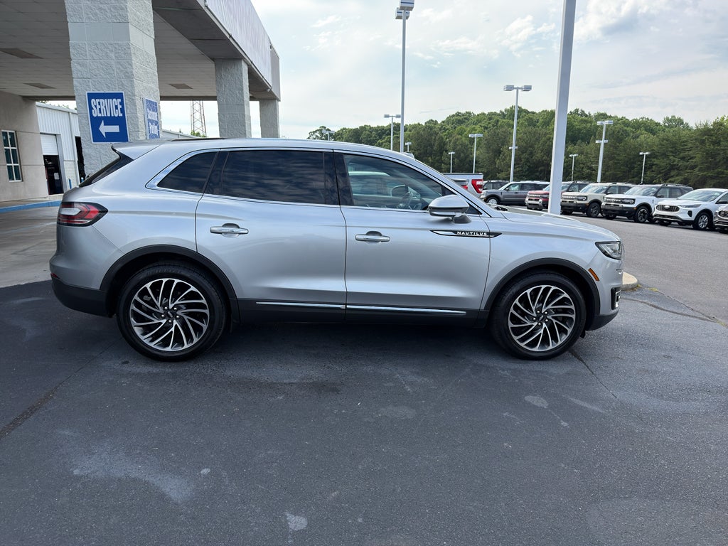 2020 Lincoln Nautilus Reserve