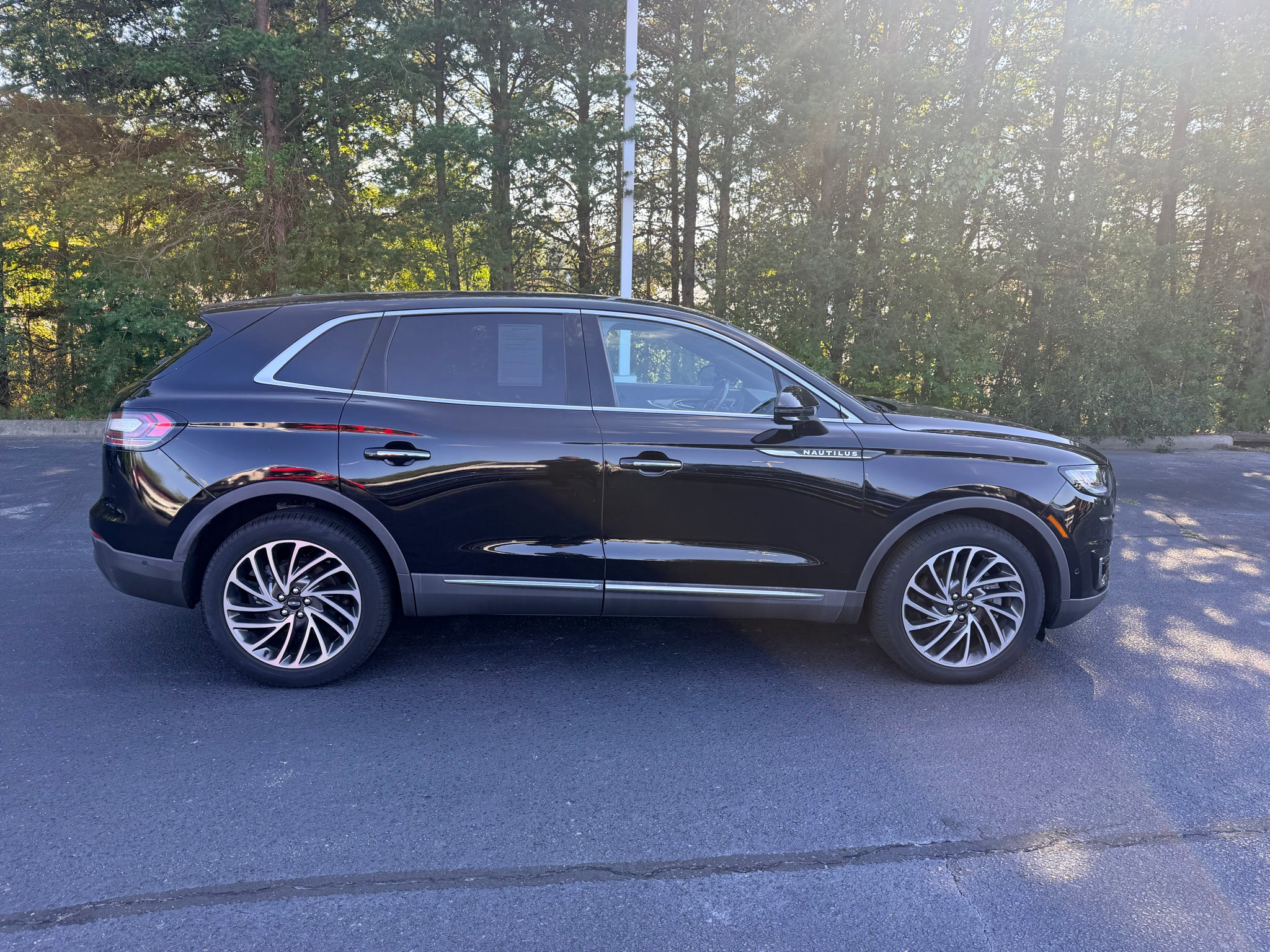 2019 Lincoln Nautilus Reserve