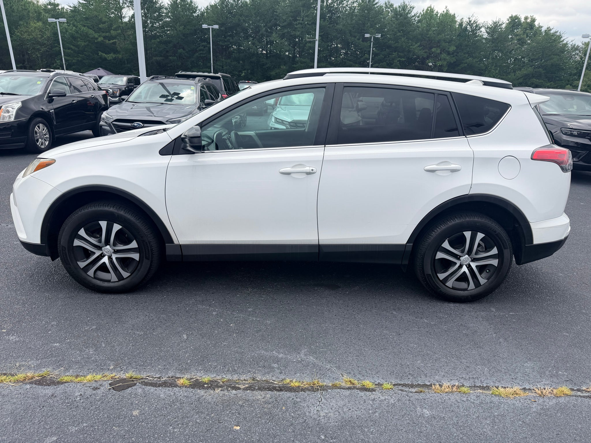 2016 Toyota RAV4 LE