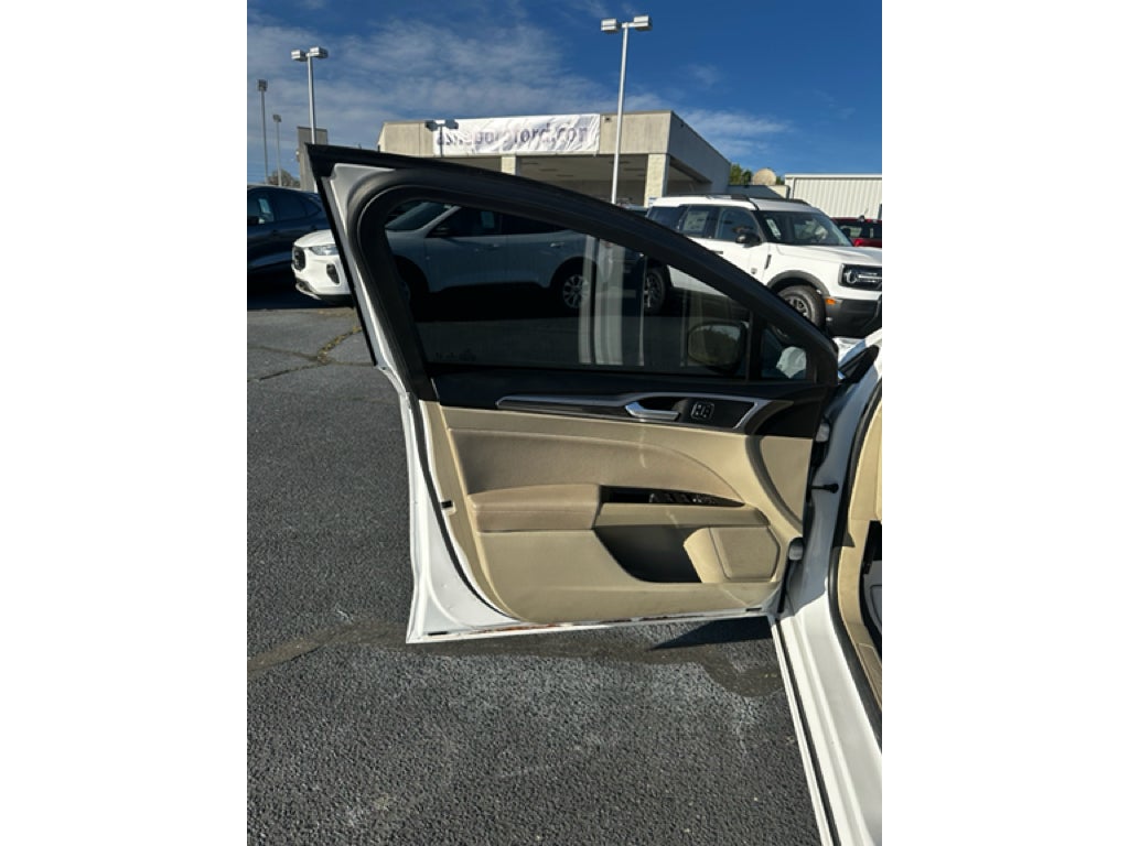 2020 Ford Fusion SEL