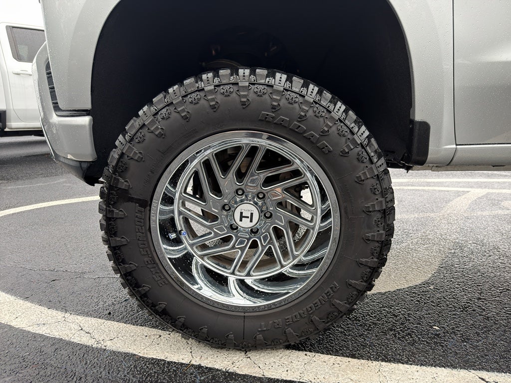 2020 Chevrolet Silverado Custom