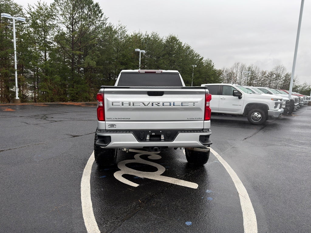 2020 Chevrolet Silverado Custom