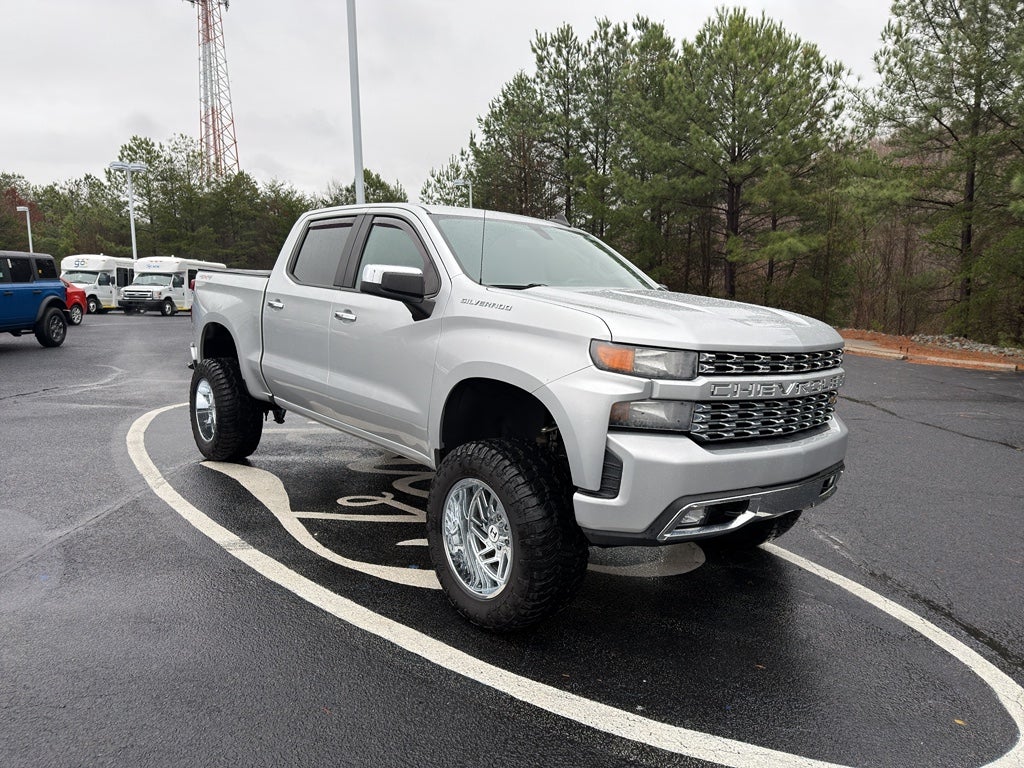 2020 Chevrolet Silverado Custom