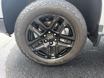 2024 Chevrolet Silverado Custom Trail Boss