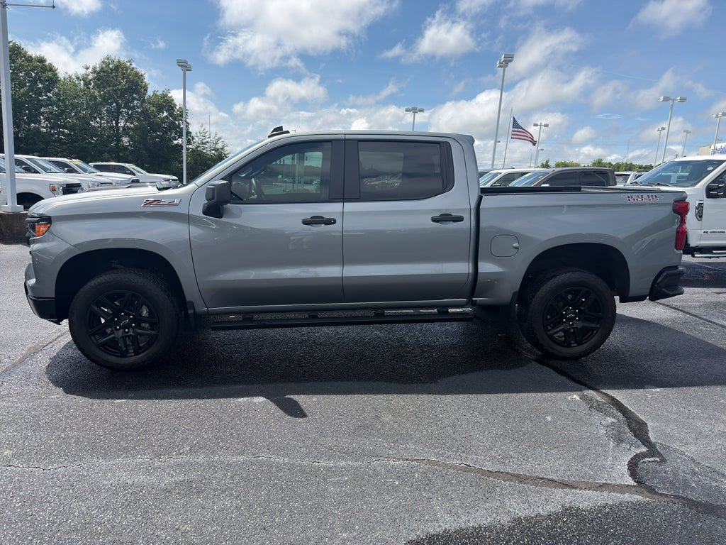 2024 Chevrolet Silverado Custom Trail Boss