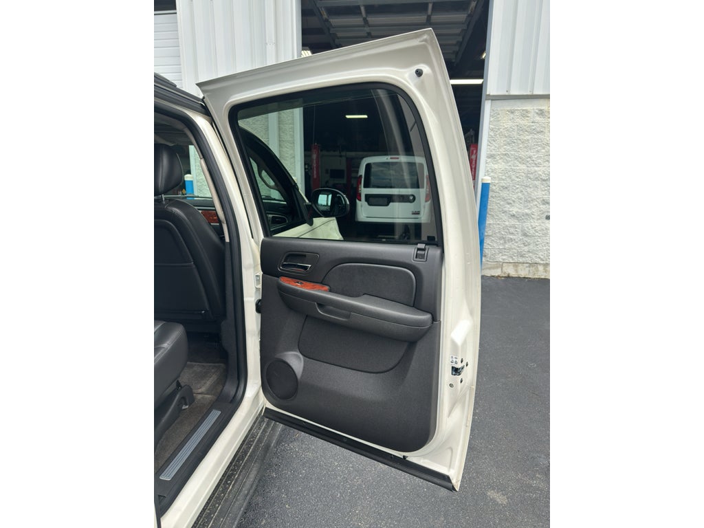 2013 Chevrolet Avalanche LTZ