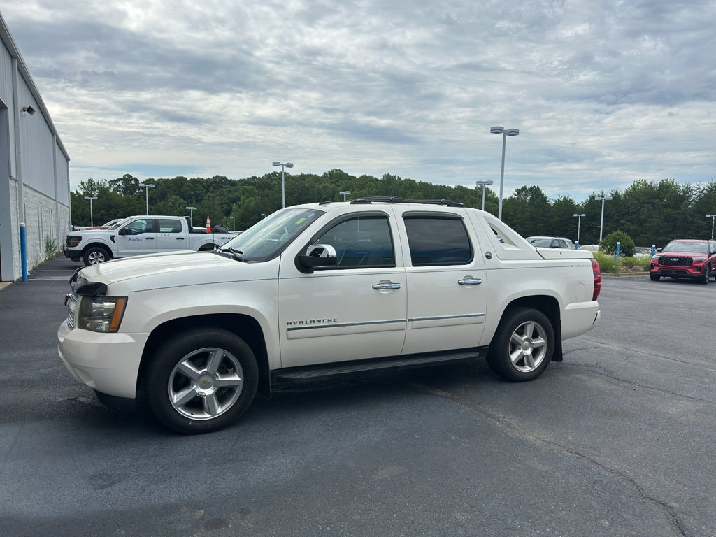 2013 Chevrolet Avalanche LTZ