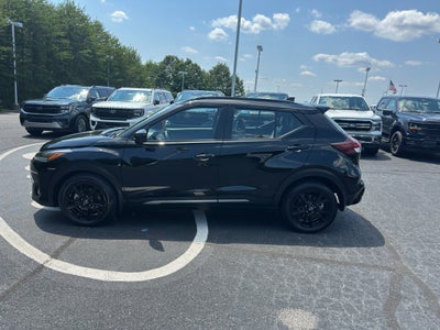 2023 Nissan Kicks SR
