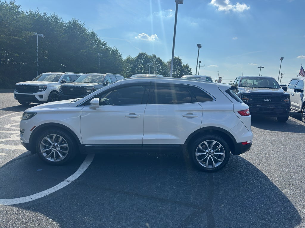 2015 Lincoln MKC Base