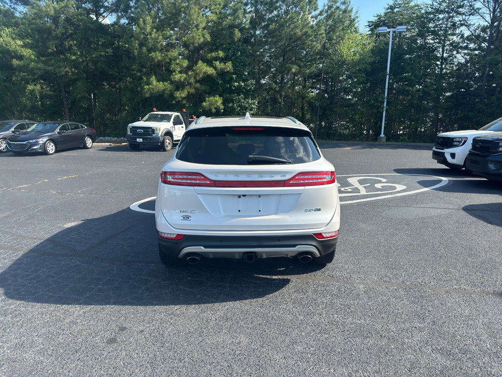 2015 Lincoln MKC Base