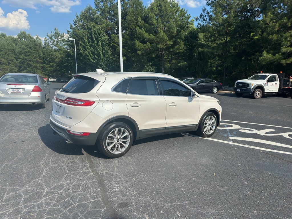 2015 Lincoln MKC Base