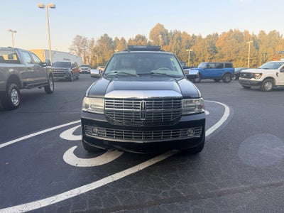 2011 Lincoln Navigator Base