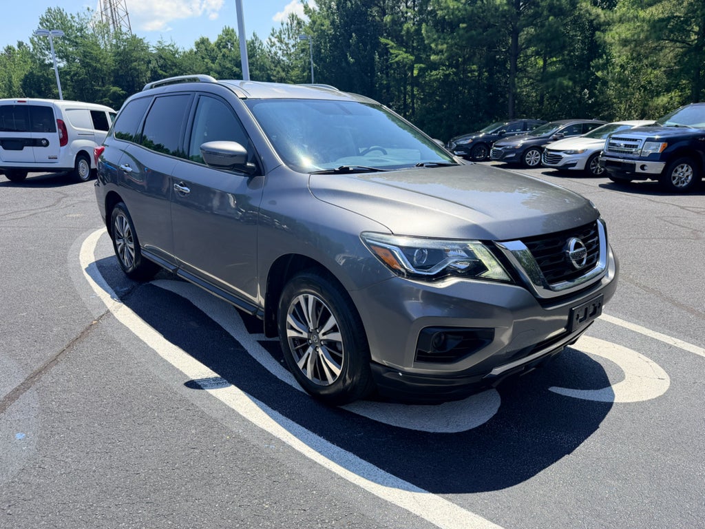 2017 Nissan Pathfinder S