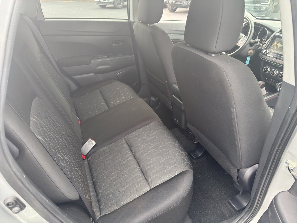 2023 Mitsubishi Outlander Sport ES