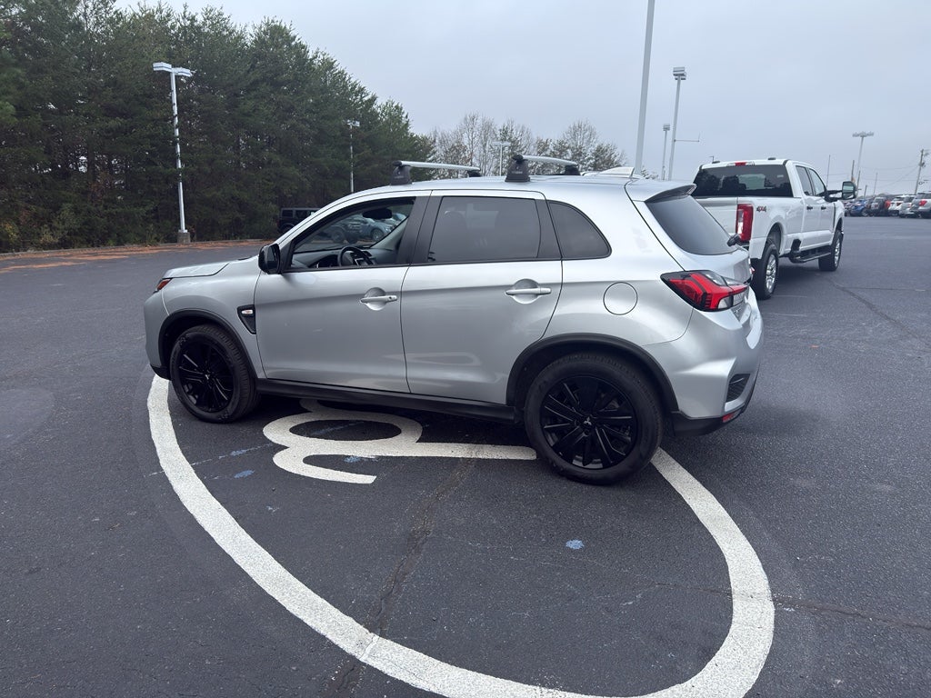 2023 Mitsubishi Outlander Sport ES