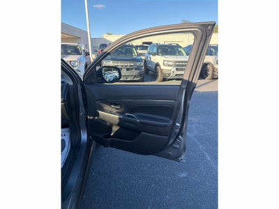 2024 Mitsubishi Outlander Sport ES