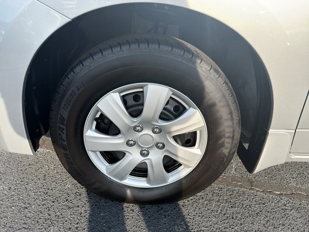 2015 Nissan Quest S