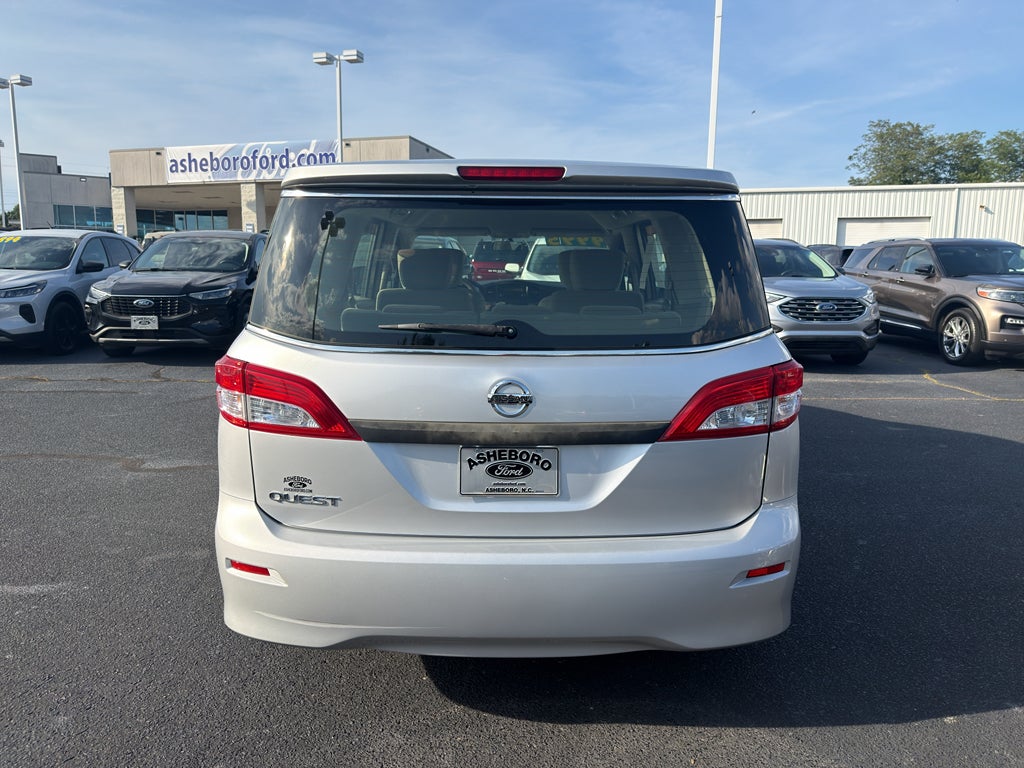 2015 Nissan Quest S
