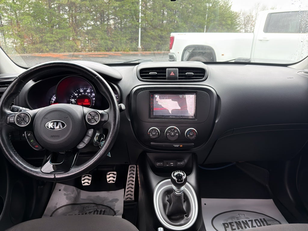 2017 Kia Soul Base
