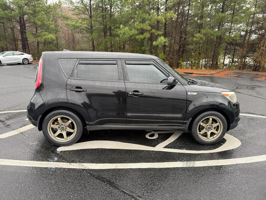 2017 Kia Soul Base