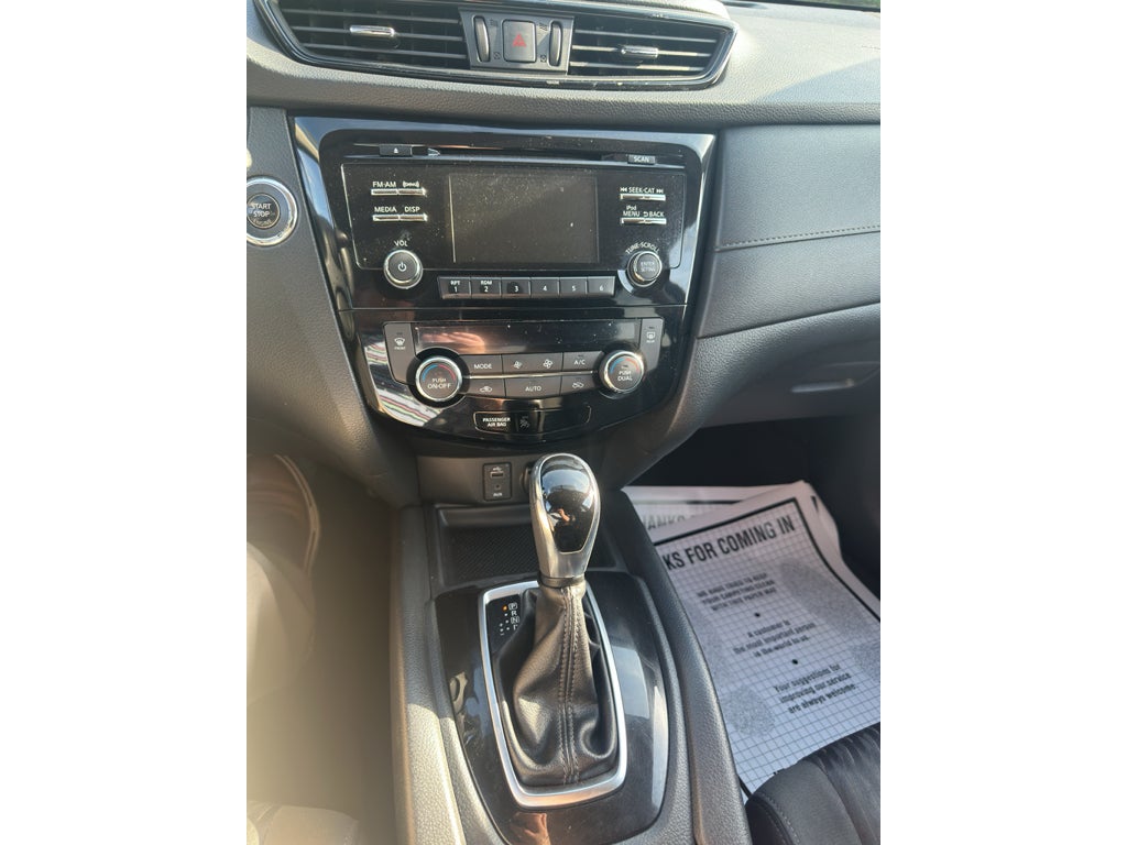 2017 Nissan Rogue SV