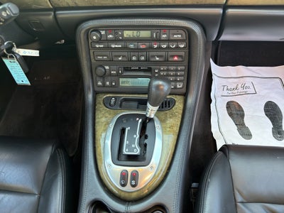 2002 Jaguar XKR Base