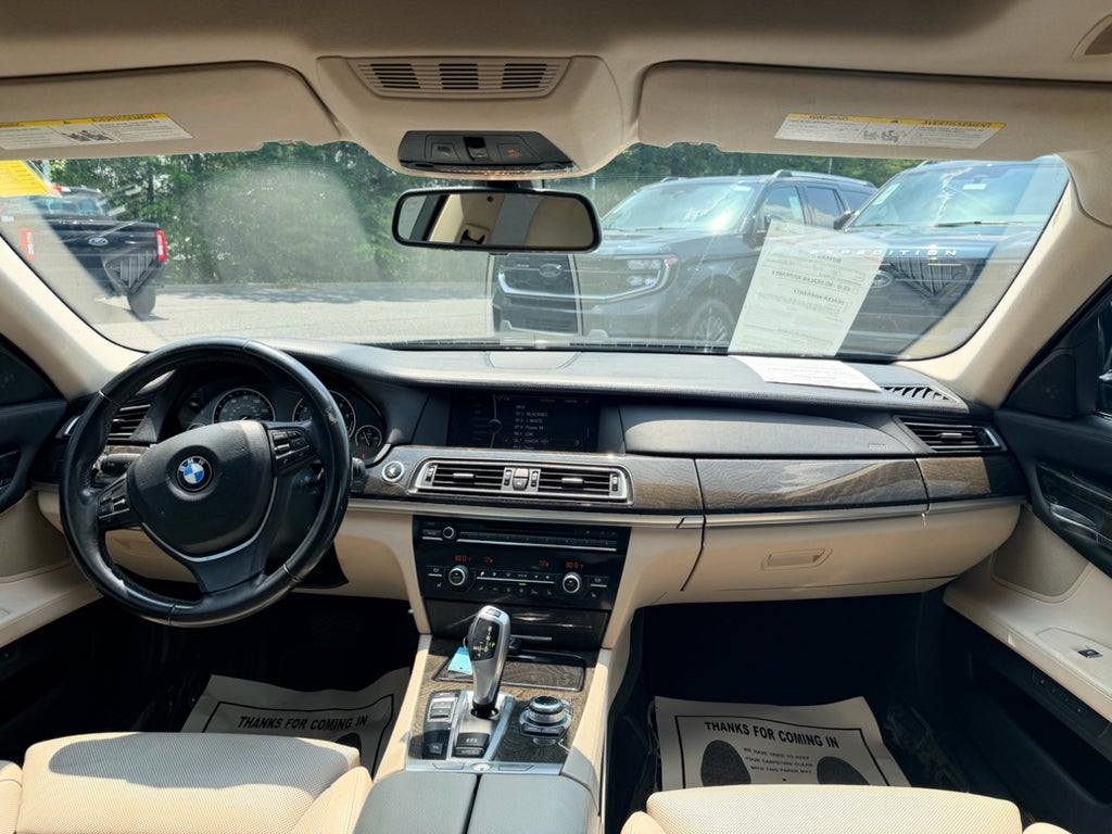 2012 BMW 7 series 740i