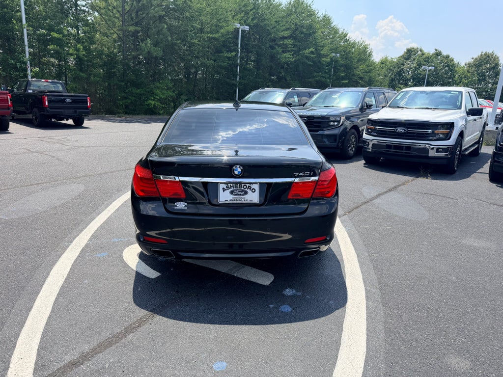 2012 BMW 7 series 740i
