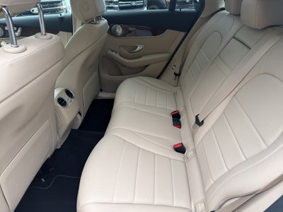 2017 Mercedes-Benz GLC 300