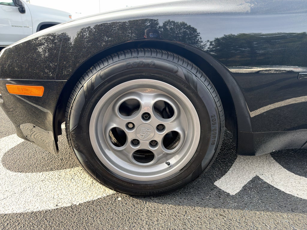 1988 Porsche 944 Base
