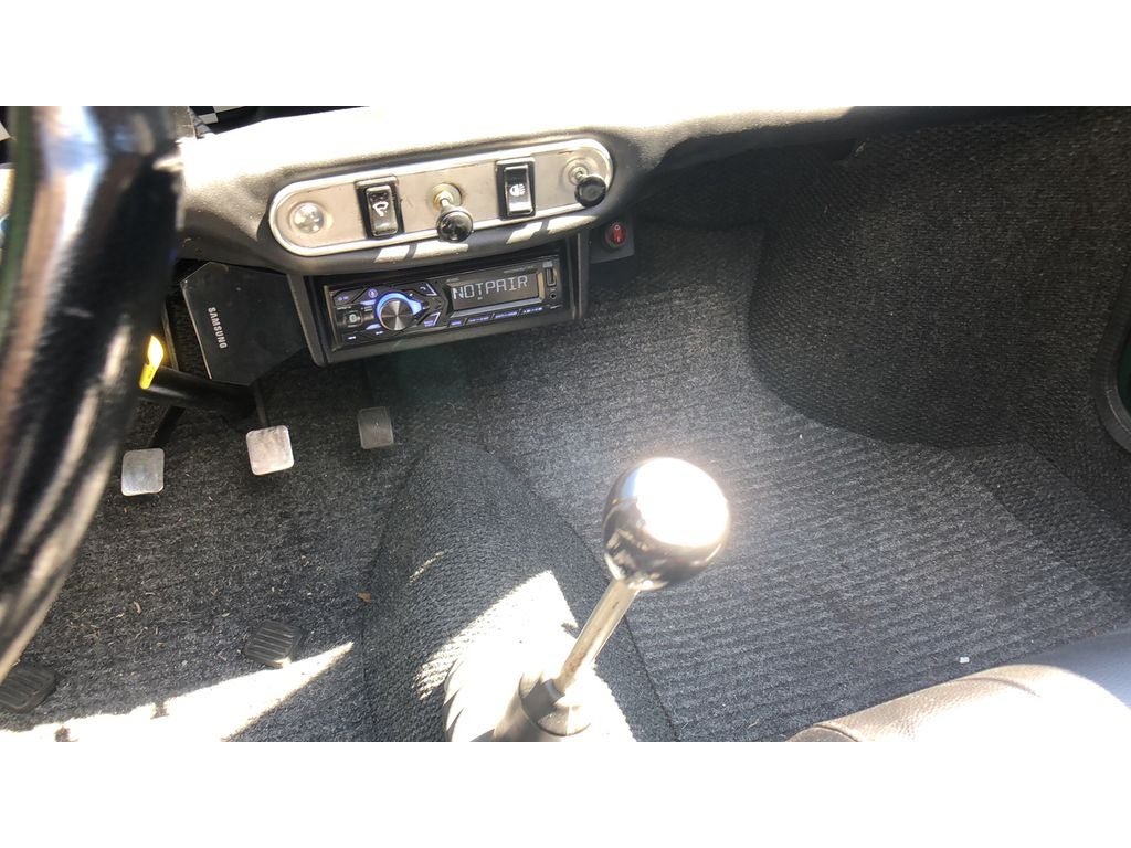 1974 AUSTIN MINI 1000 Base