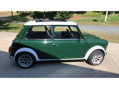 1974 AUSTIN MINI 1000 Base